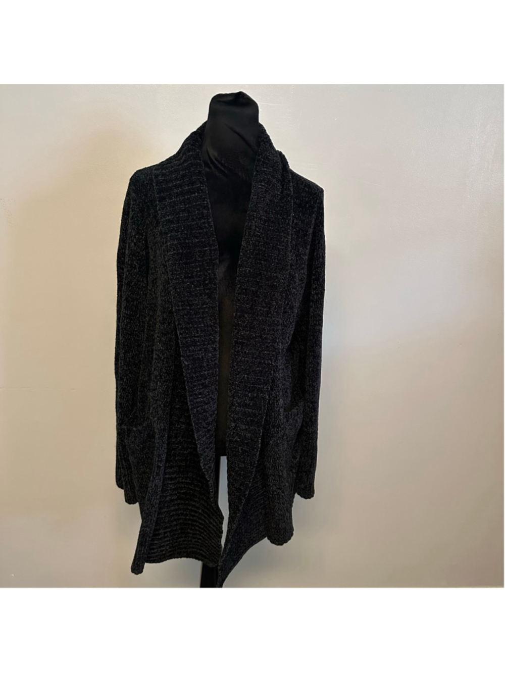 Orvis Black Cardigan Sweater Women’s Size Large